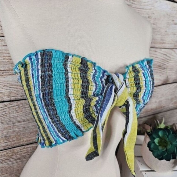 Skylar + Madison Multicolor Striped Top Medium Stripes Smocked Tube Crop Blue - Picture 2 of 10